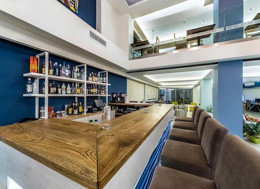 Bar Photo