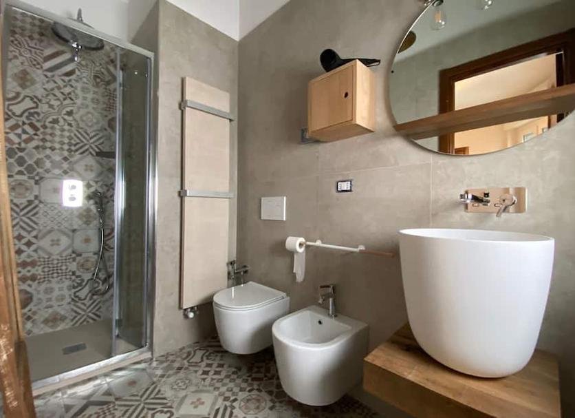 Bathroom Photo