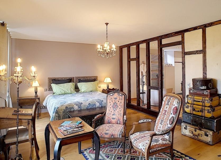 Bedroom Photo