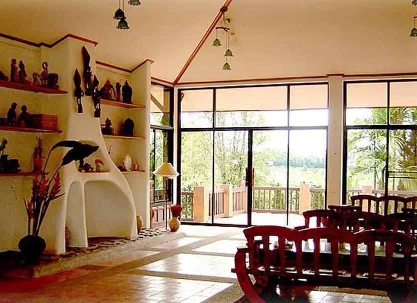 Dining room Photo
