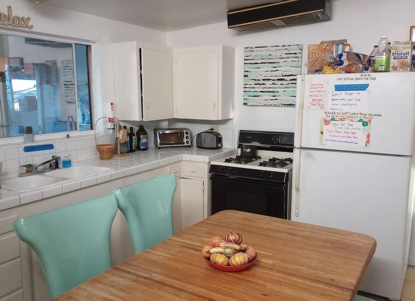 Kitchen Photo
