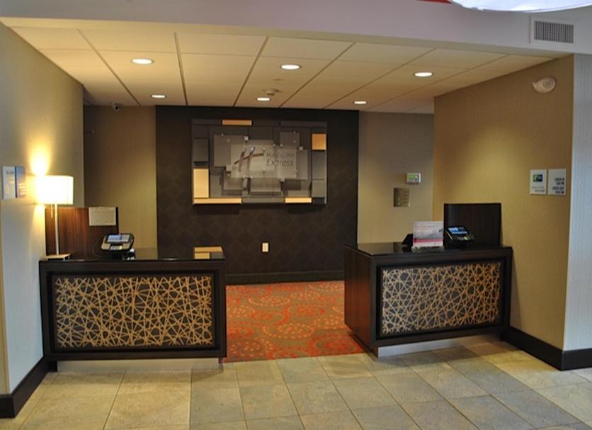 Front desk Photo