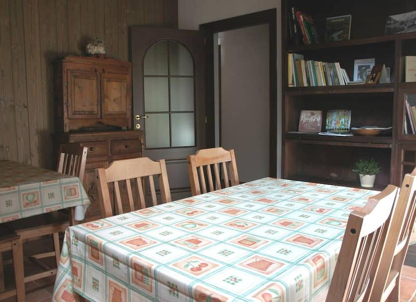 Dining room Photo