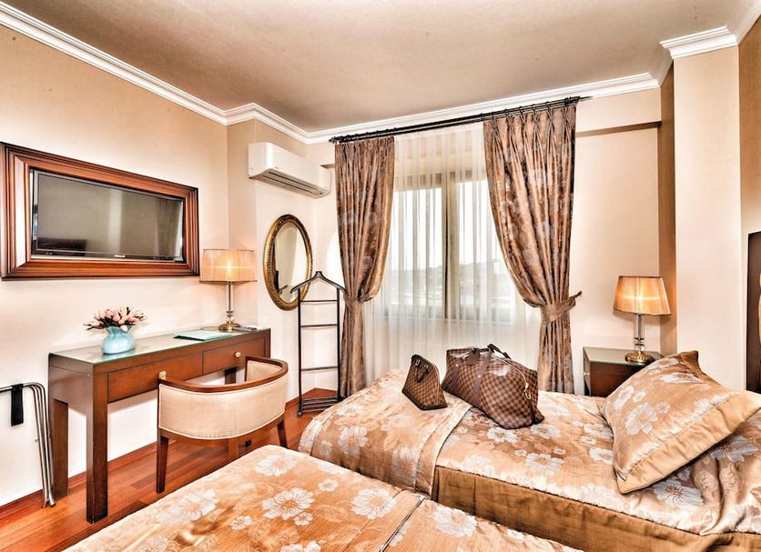 Bedroom Photo