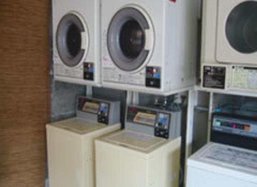 Laundry facility Photo