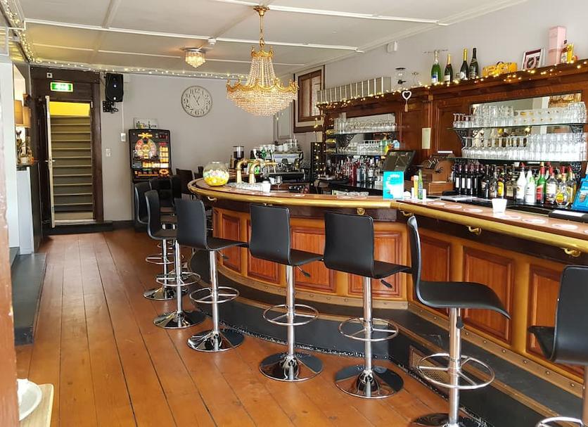 Bar Photo