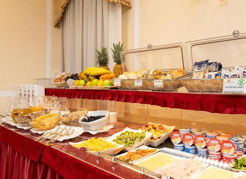 Buffet Photo