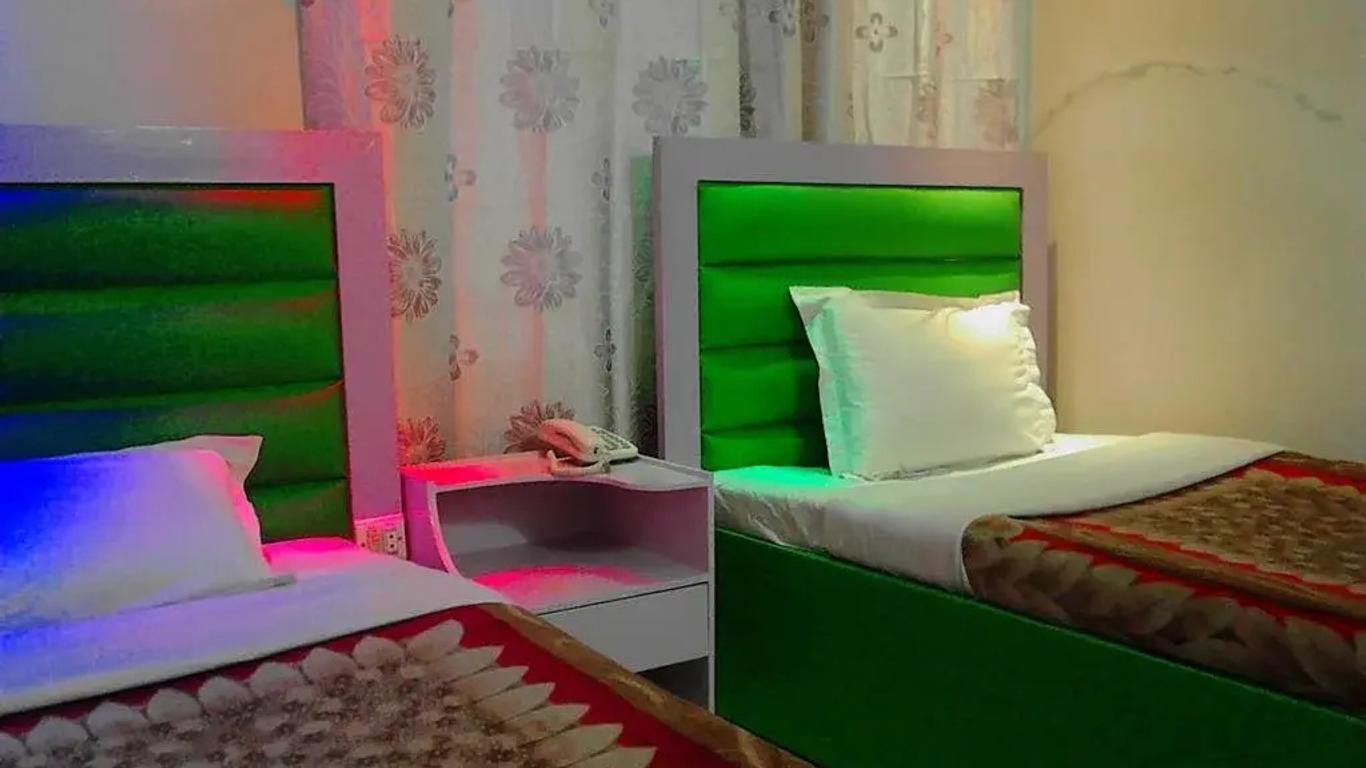 Grand Plaza Hotel