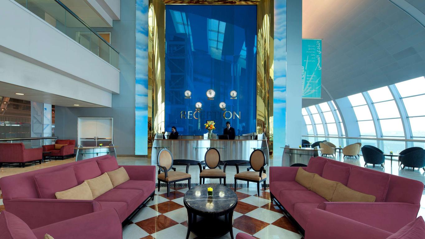 travel weekly dubai international hotel