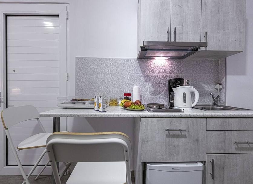 Kitchen Photo