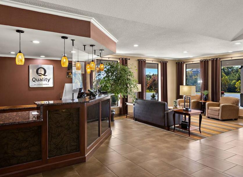 Front desk Photo