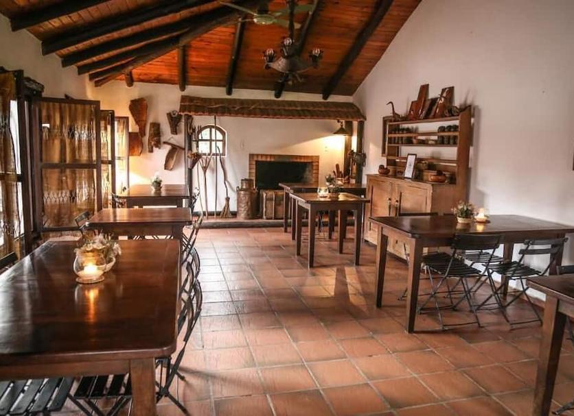 Dining room Photo