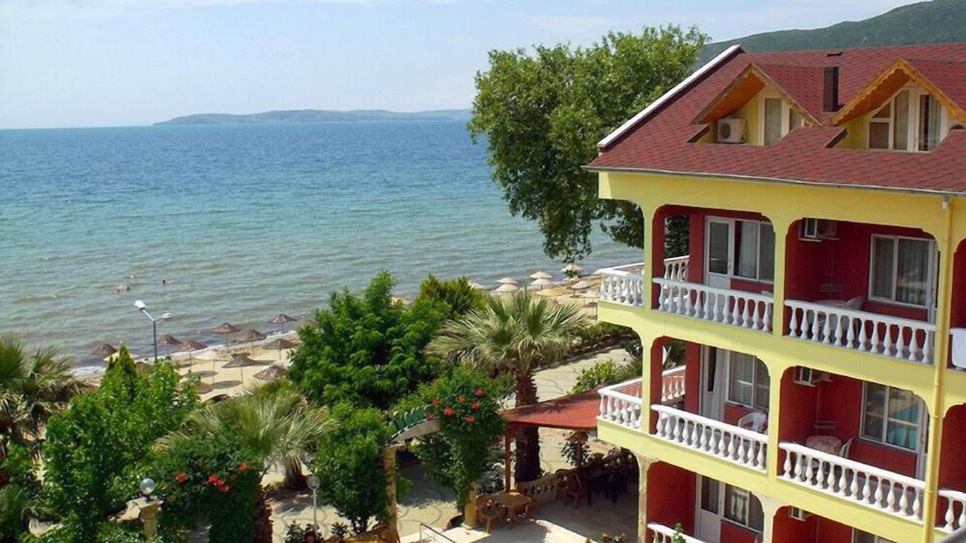 Yasemin Hotel