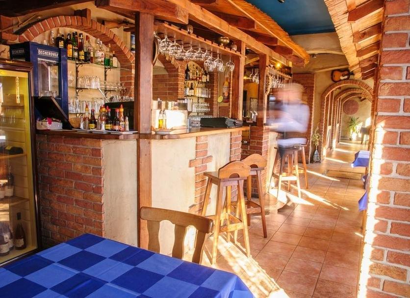 Bar Photo
