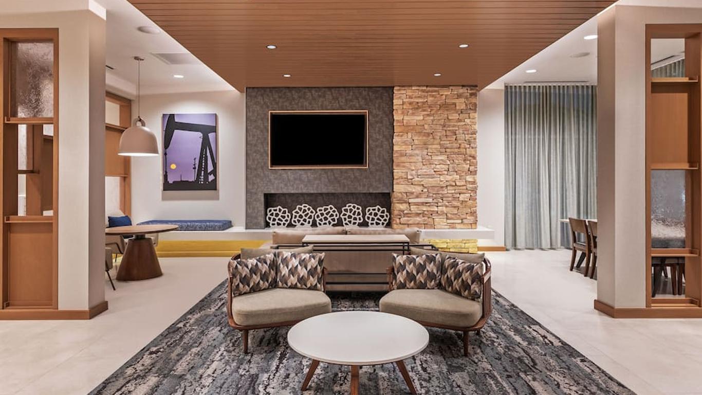 Fairfield Inn & Suites Houston Memorial City Area
