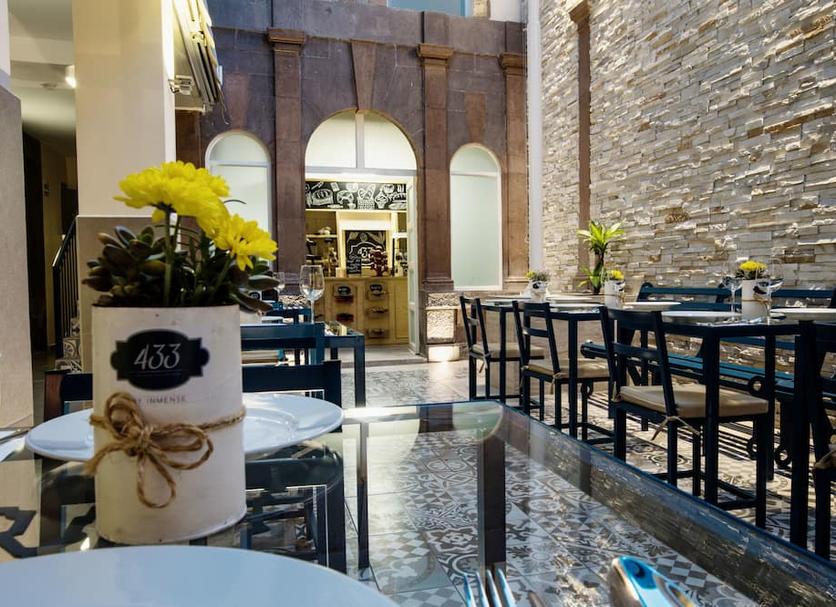 Restaurant Photo