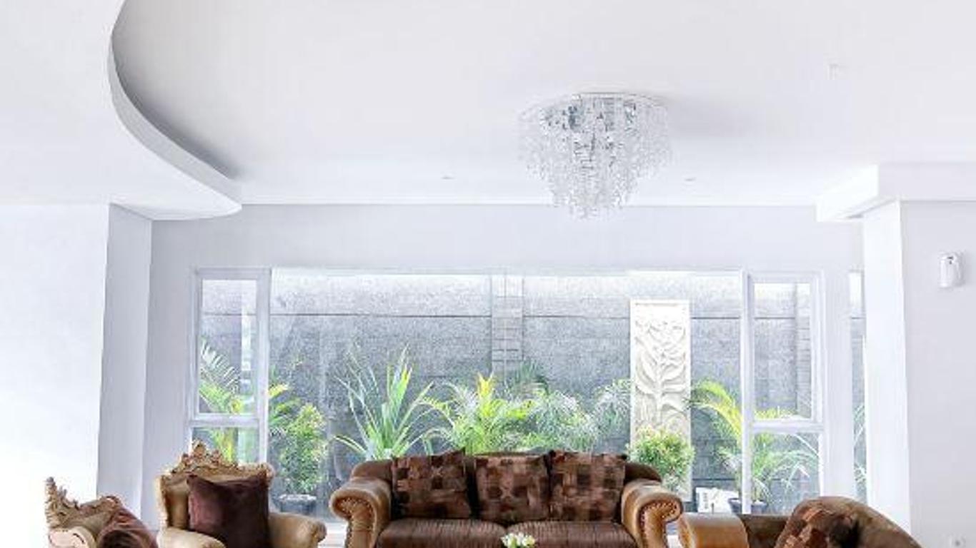 Hotel Kembang Cihamplas Bandung