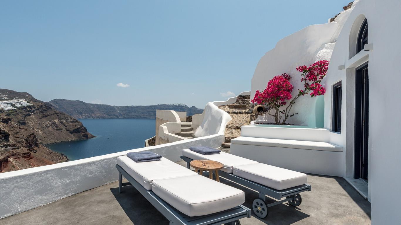 Chelidonia Luxury Suites