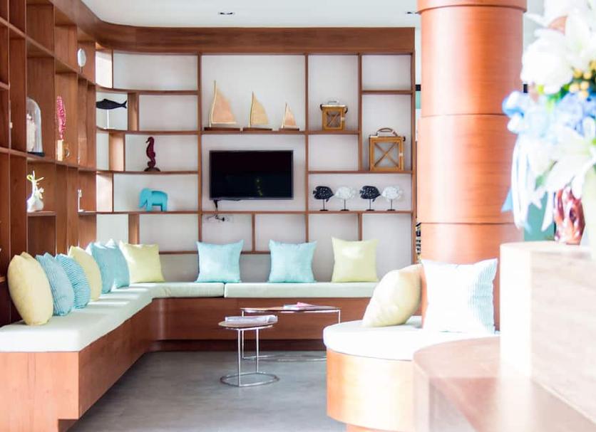 Lounge Photo