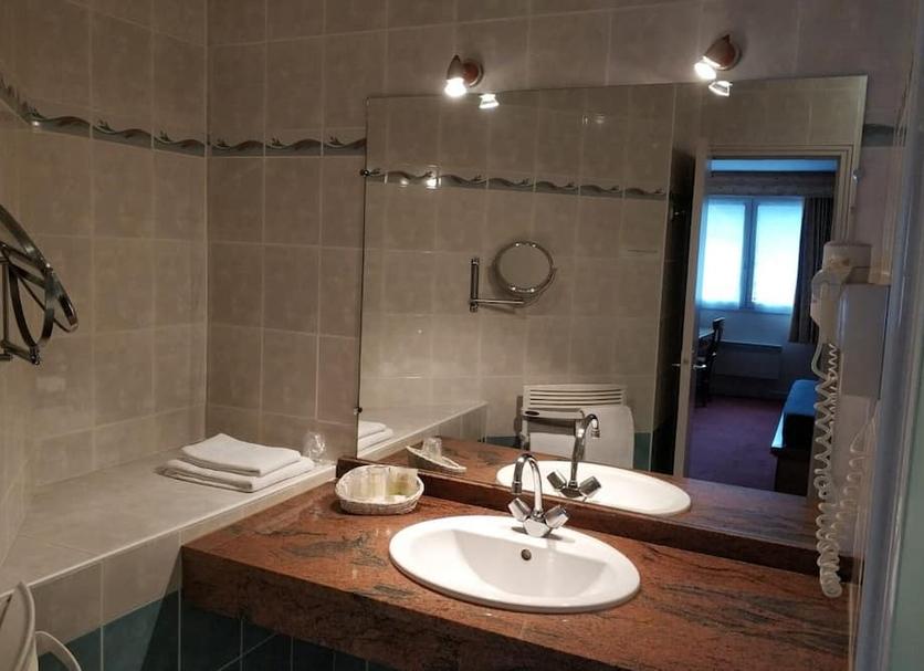 Bathroom Photo