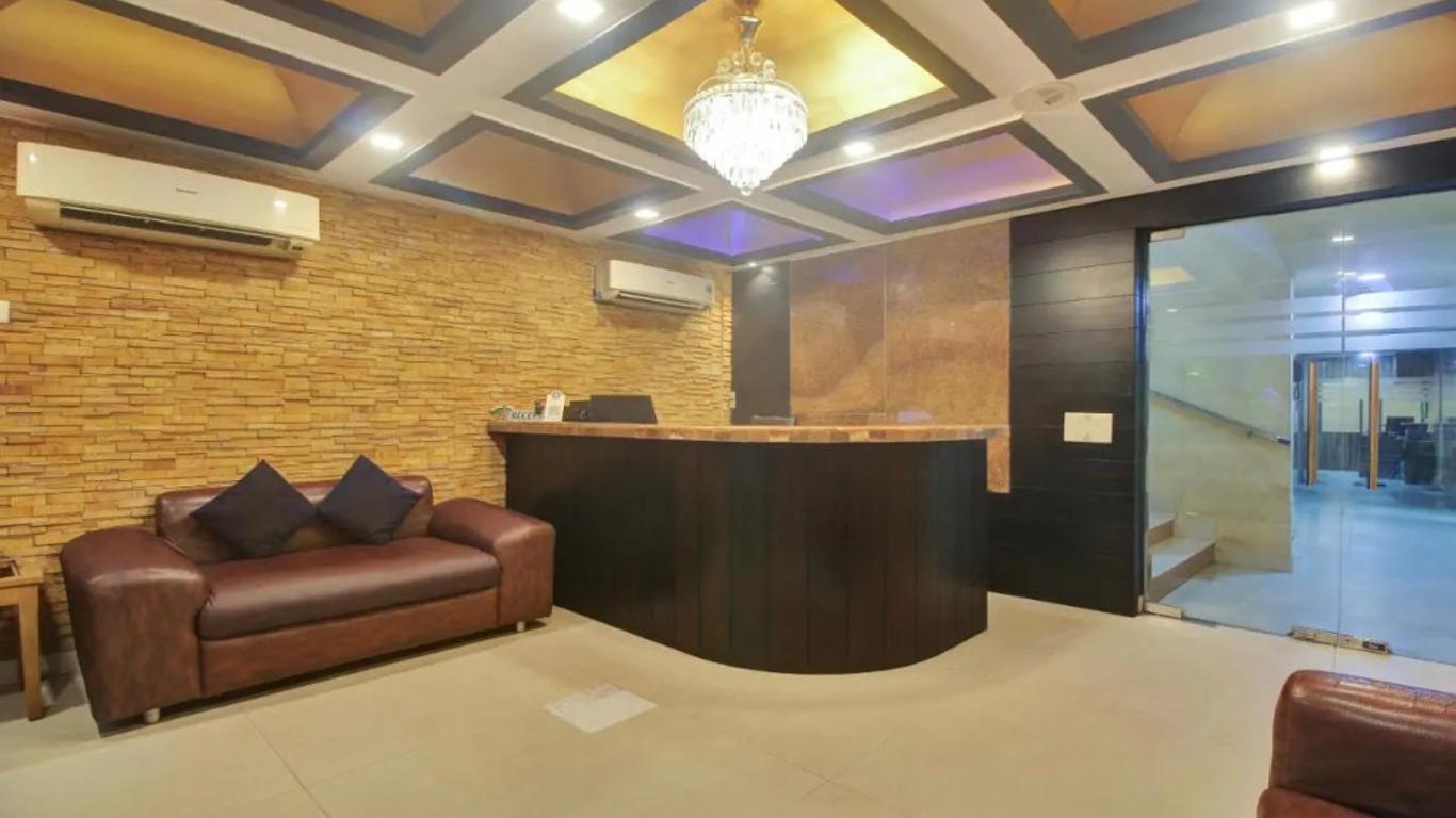 Treebo Mangalam