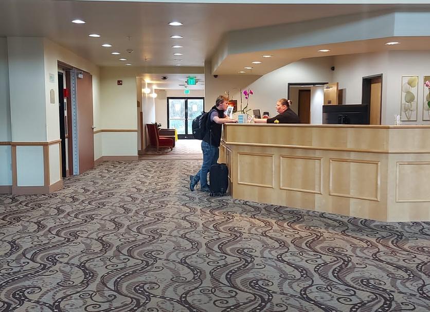 Front desk Photo