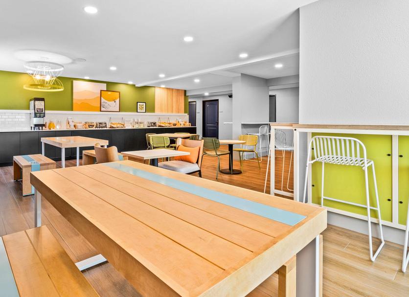 Dining room Photo