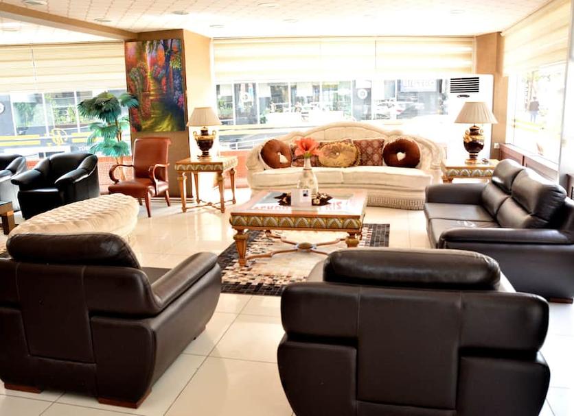 Lounge Photo