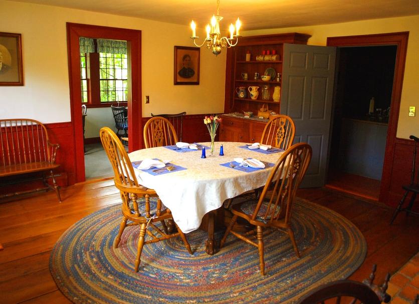 Dining room Photo