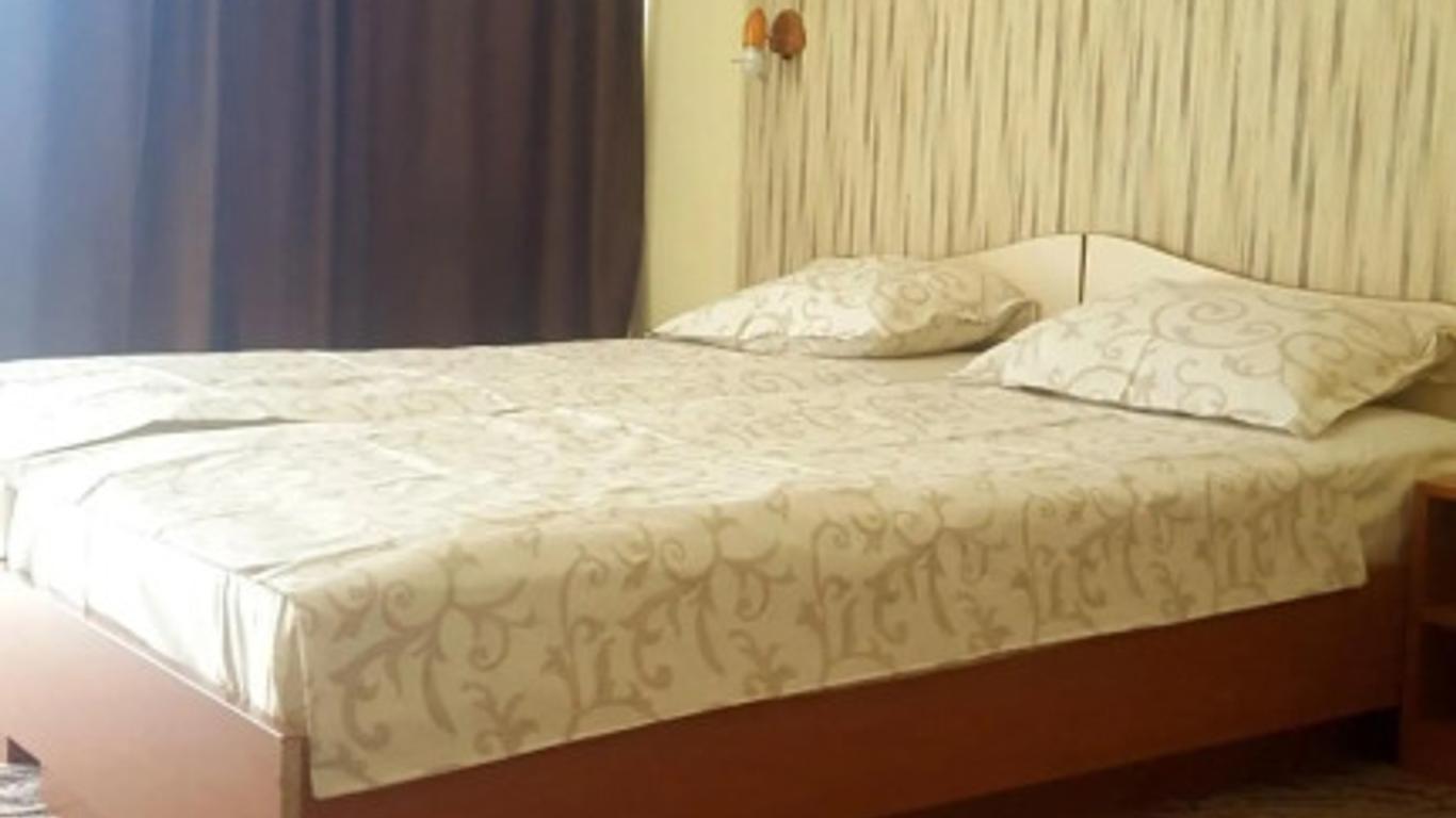 Balaton Hotel