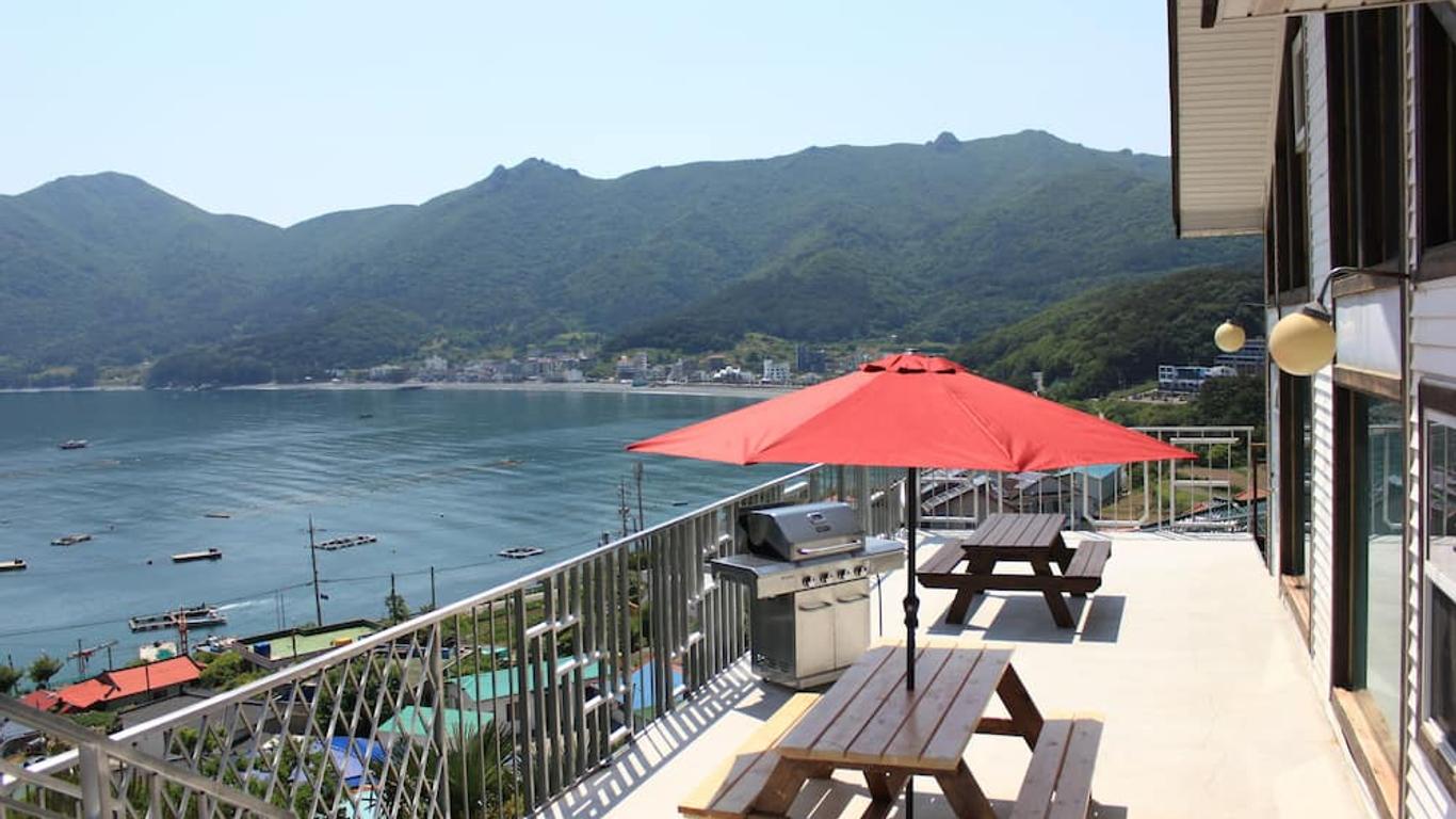 Blue in Blue Pension
