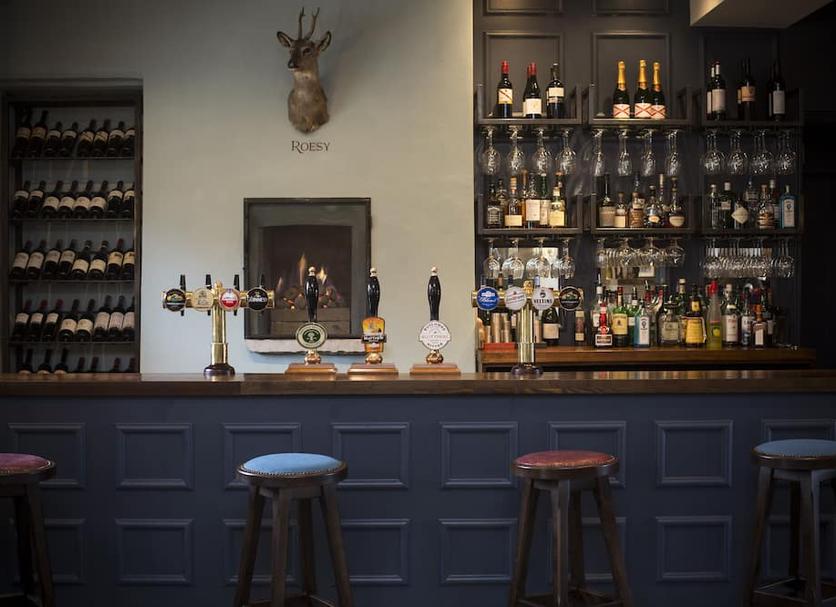 Bar Photo