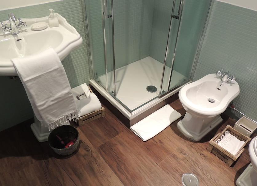 Bathroom Photo