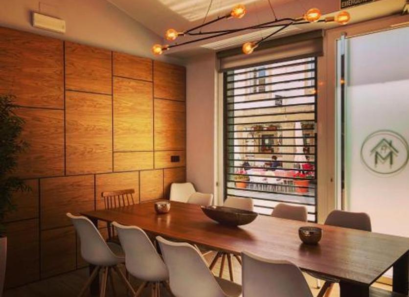 Dining room Photo