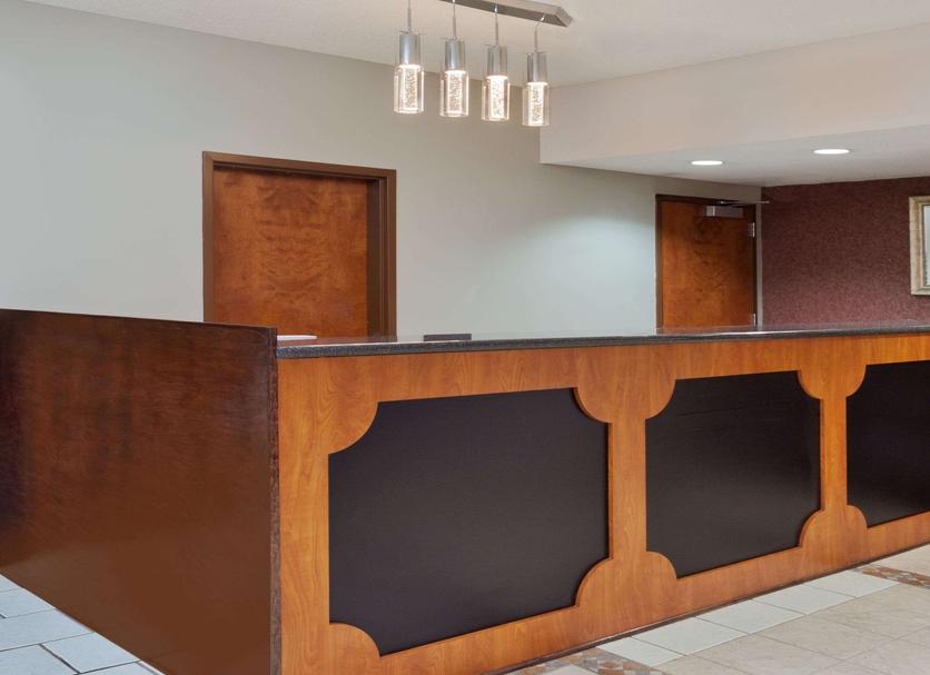 Front desk Photo