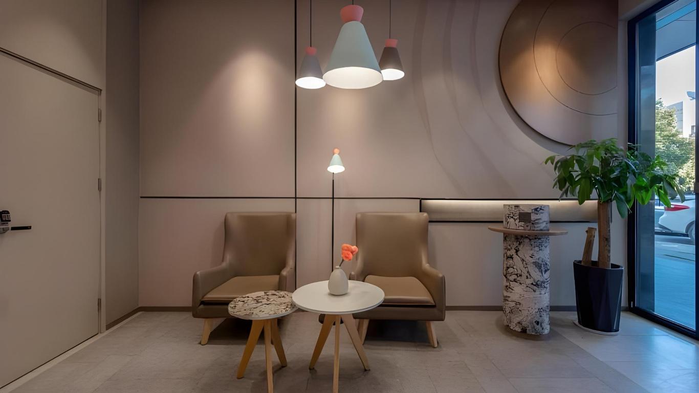 Home Inn Neo Zhenjiang Railway Station Zhongshan Bridge Rt-Mart