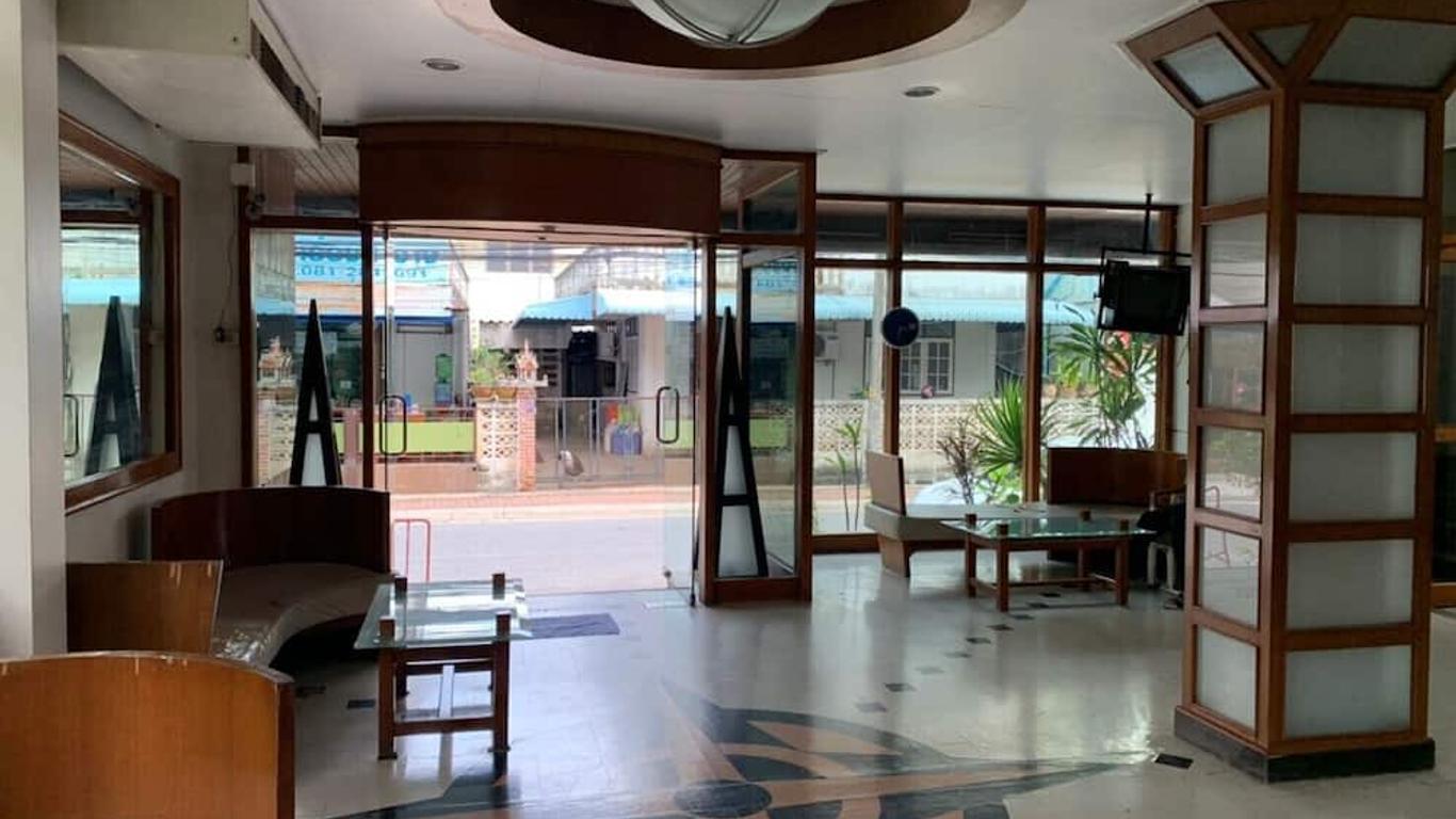 Petchpailyn Hotel