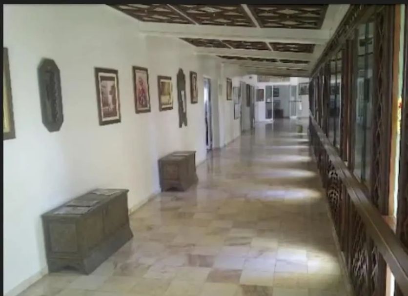Hallway Photo