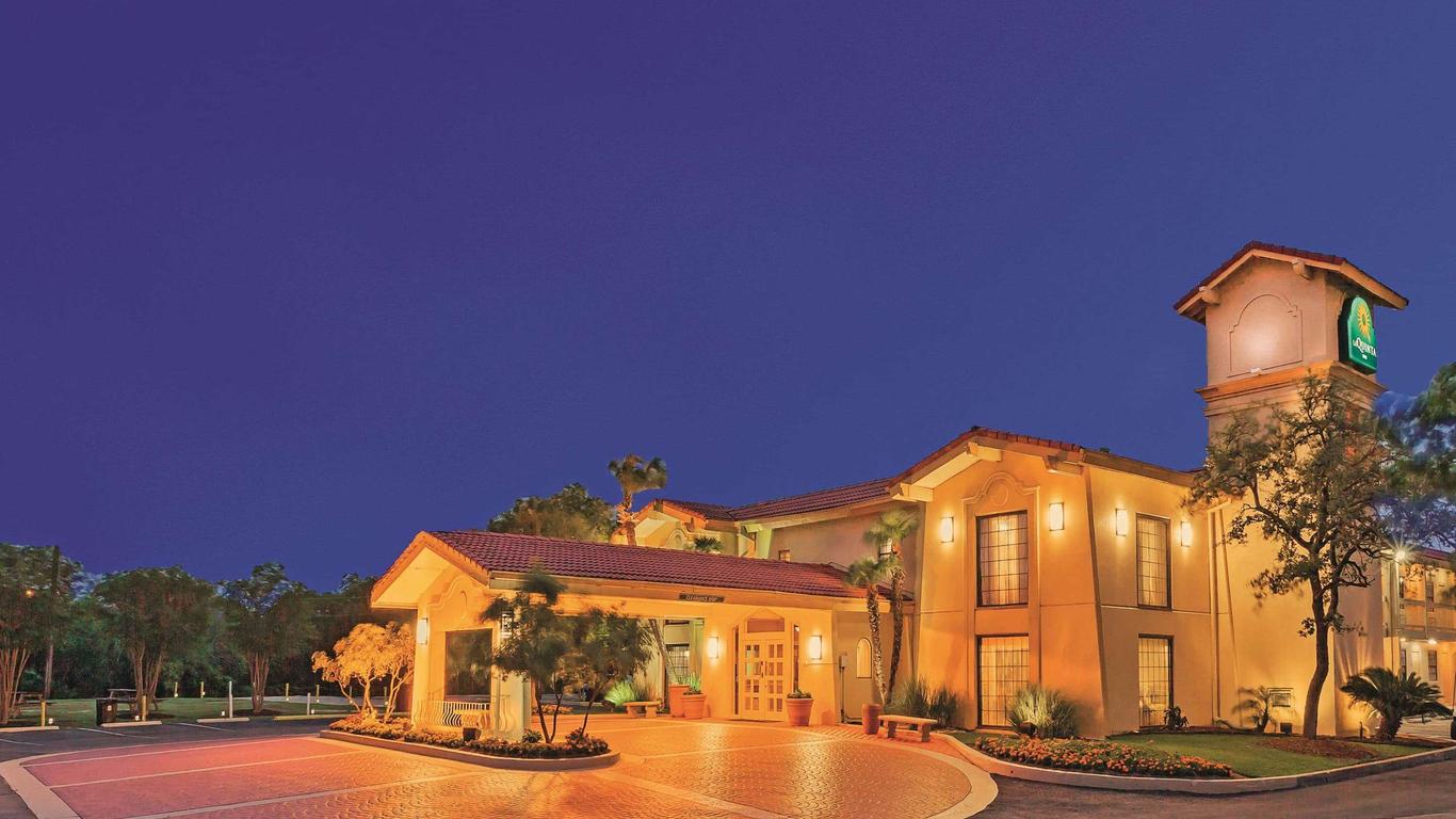 La Quinta Inn by Wyndham San Antonio Lackland: Unbeatable Comfort and Value