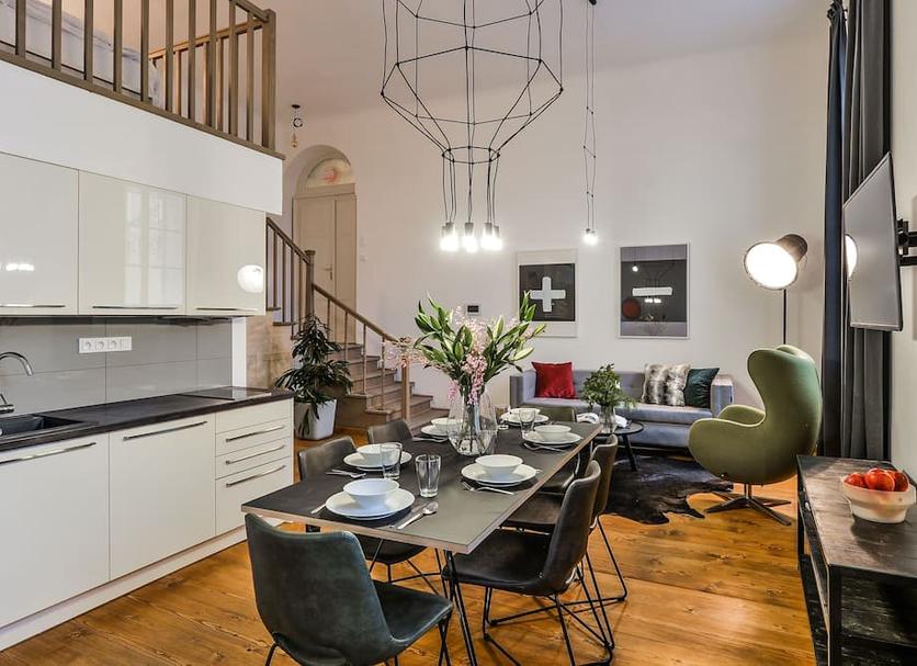 Dining room Photo