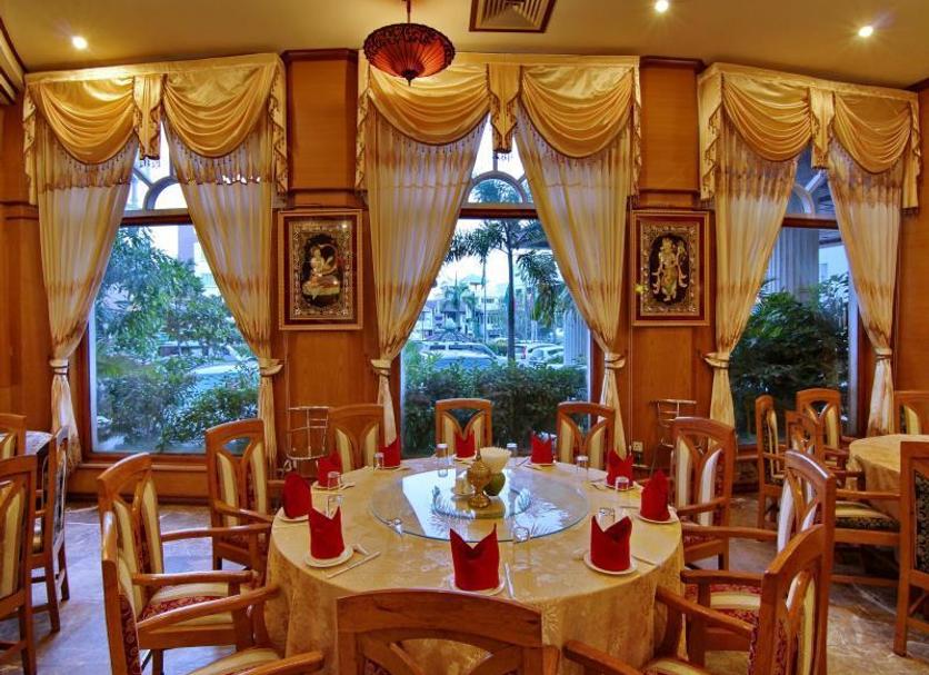 Dining room Photo