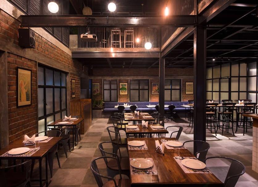 Restaurant Photo