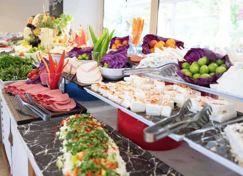 Buffet Photo