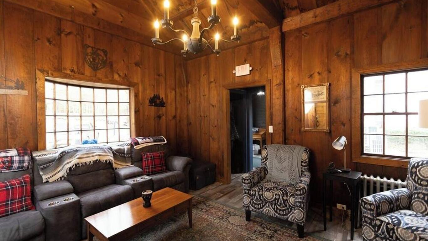 Blue Bear Inn