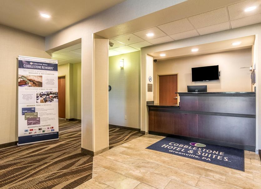 Front desk Photo