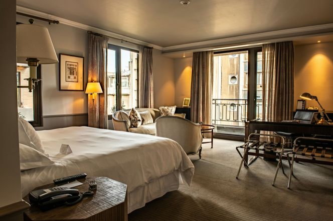 The Singular Santiago Lastarria Hotel