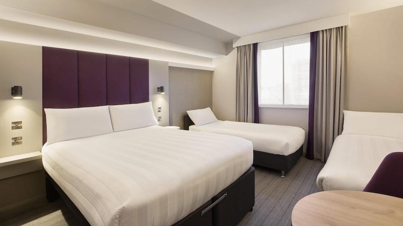 Premier Inn Cardiff West