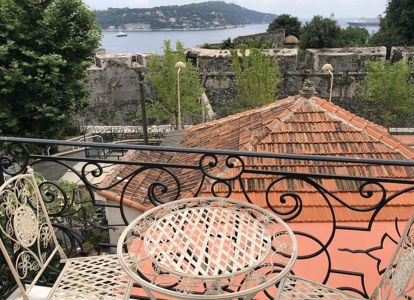 Balcony Photo