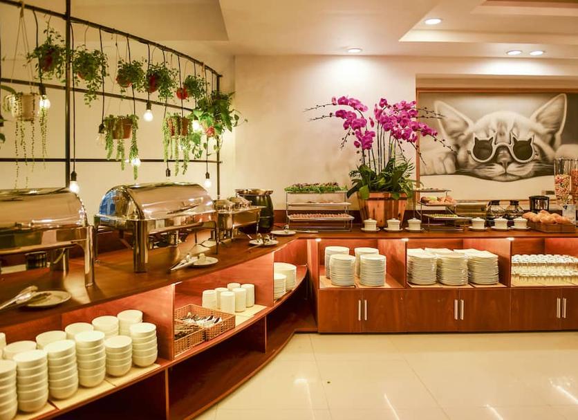 Buffet Photo