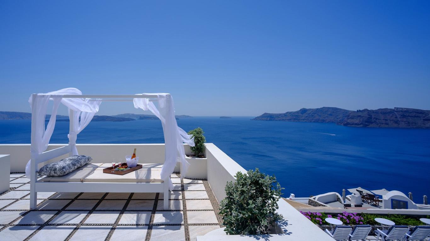 Nikos Villas